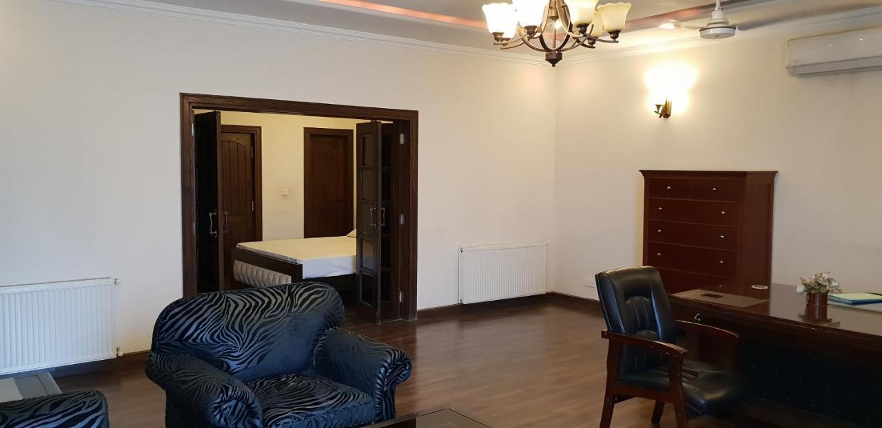 Reina Boutique Hotel - G9 Islamabad Exterior foto